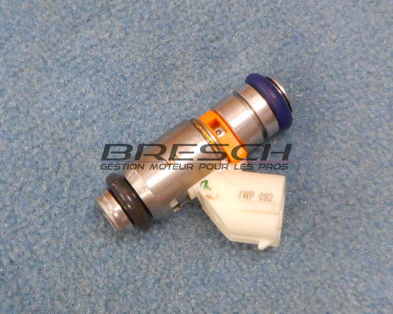 INJECTEUR ESSENCE