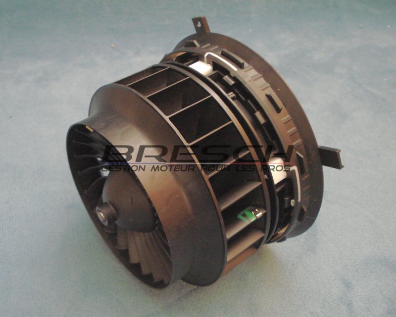 MOTEUR VENTIL CHAUFFAGE